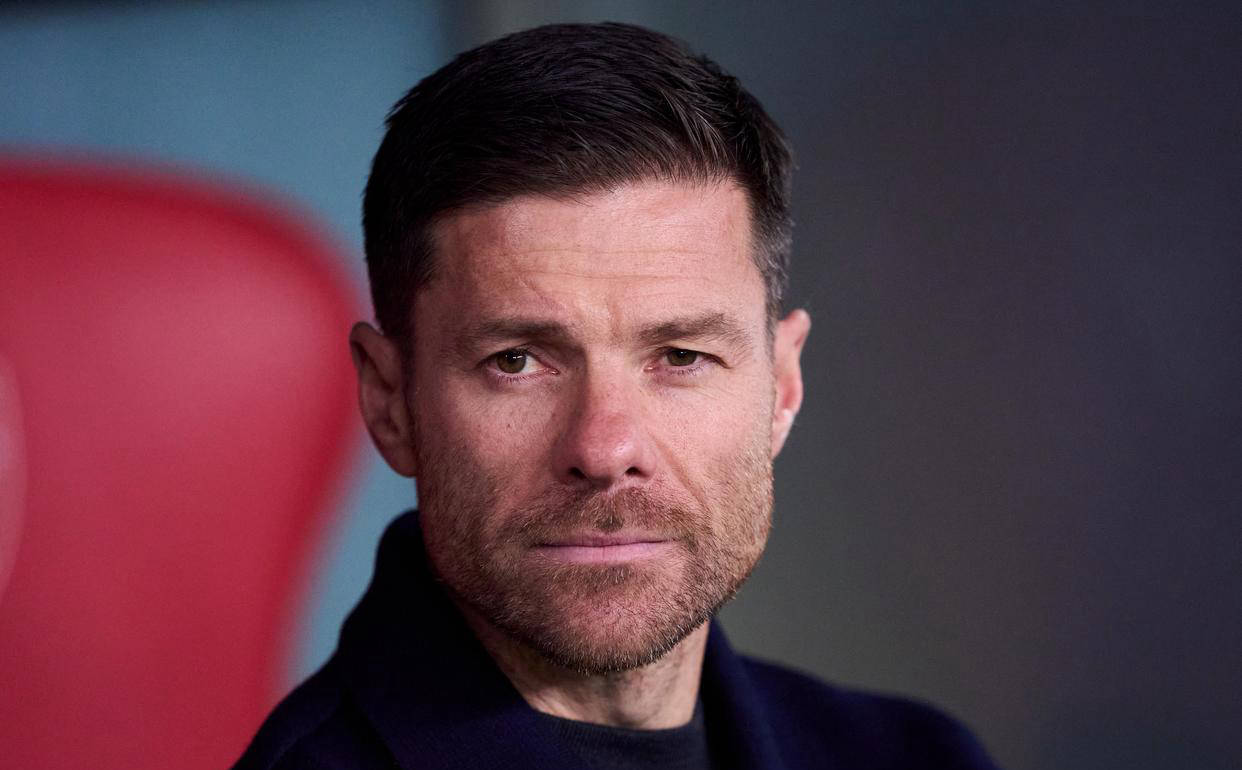 阿隆索帅位危机加剧！欧冠对阵曼城成关键生死战，齐达内或将迎回归机会？